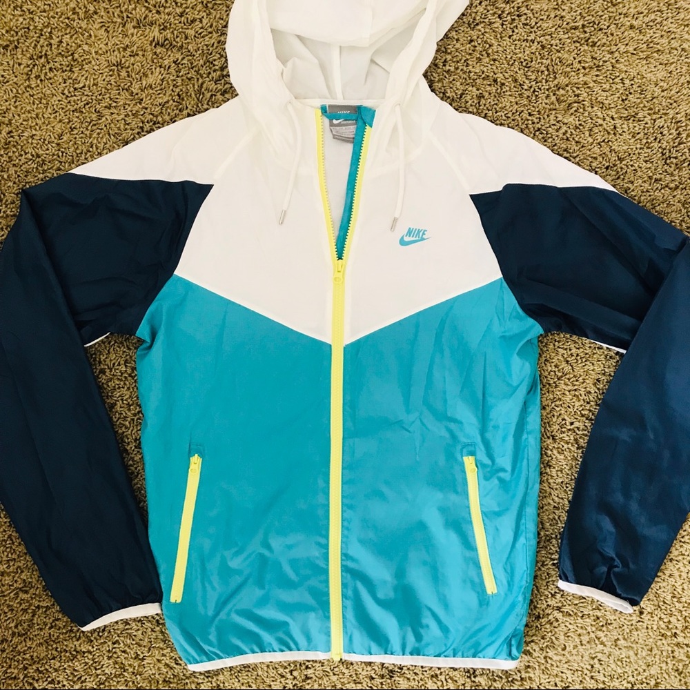 Nike windbreaker